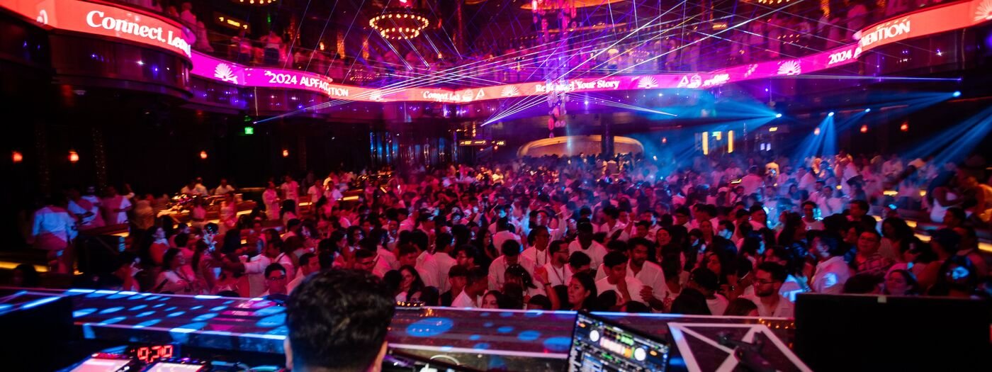 Packed ballroom at the ALPFA Convention White Party